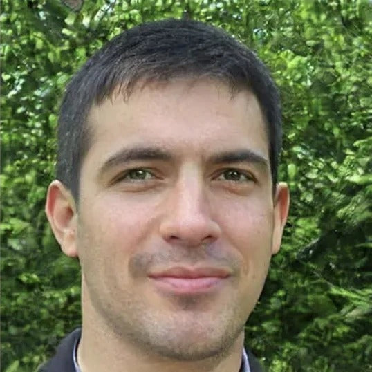 Manuel Fernández - Compradora de Facebook